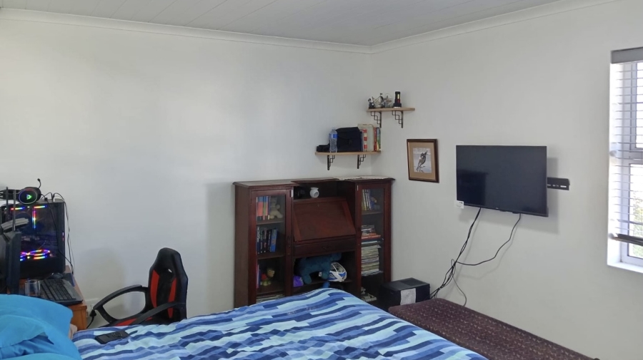 4 Bedroom Property for Sale in Dwarskersbos Western Cape